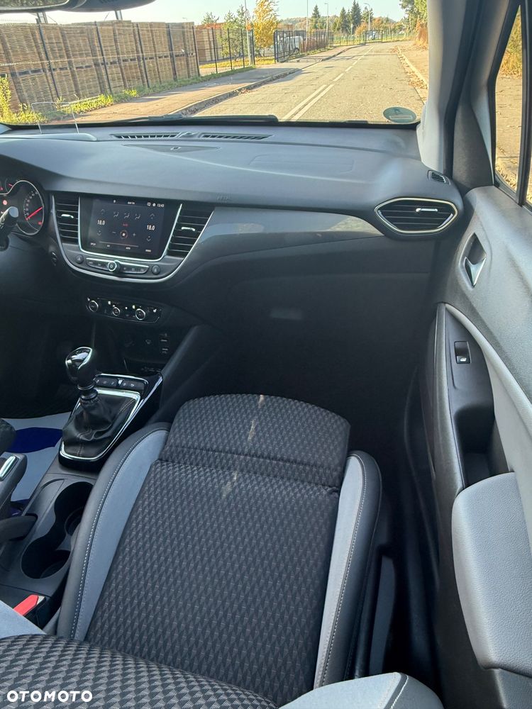 Opel Crossland X - 19