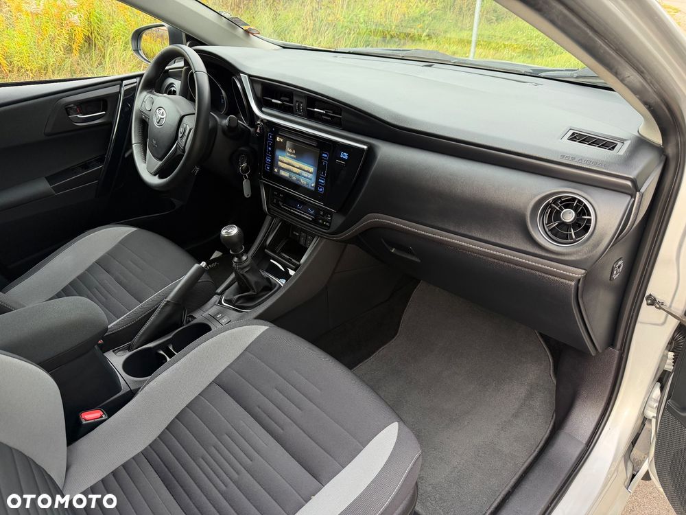 Toyota Auris 1.2 Turbo Comfort - 17