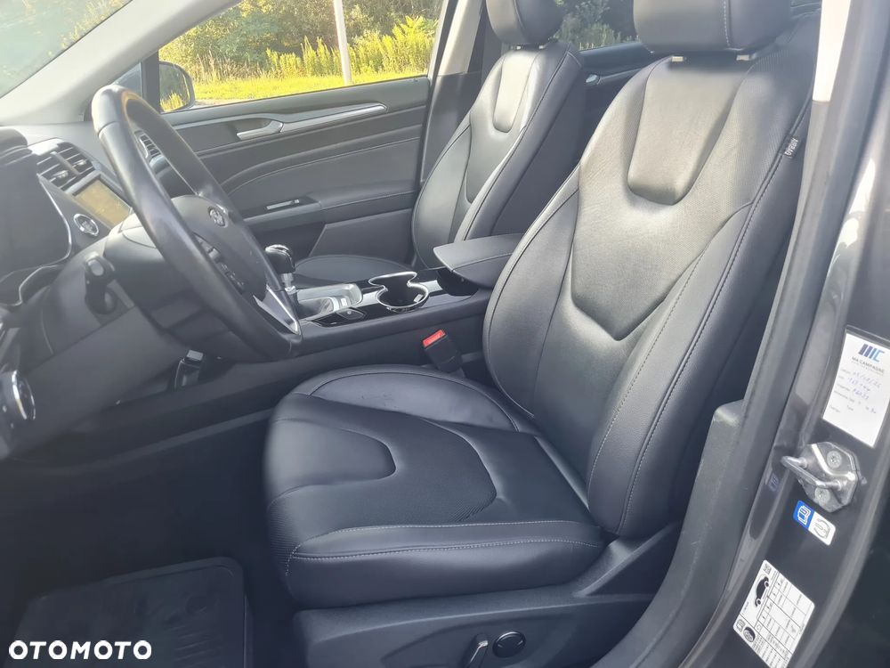 Ford Mondeo 2.0 TDCi Titanium - 38
