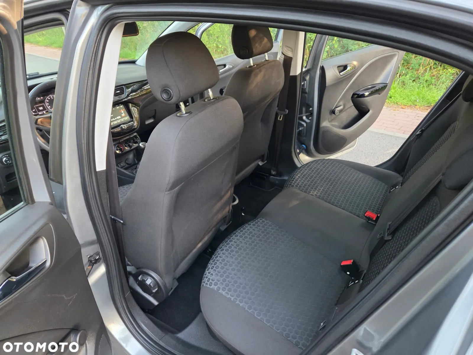 Opel Corsa 1.2 Enjoy - 18