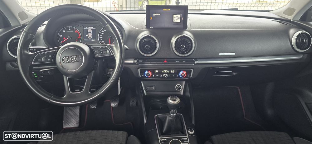 Audi A3 Sportback 30 TDI Sport - 23