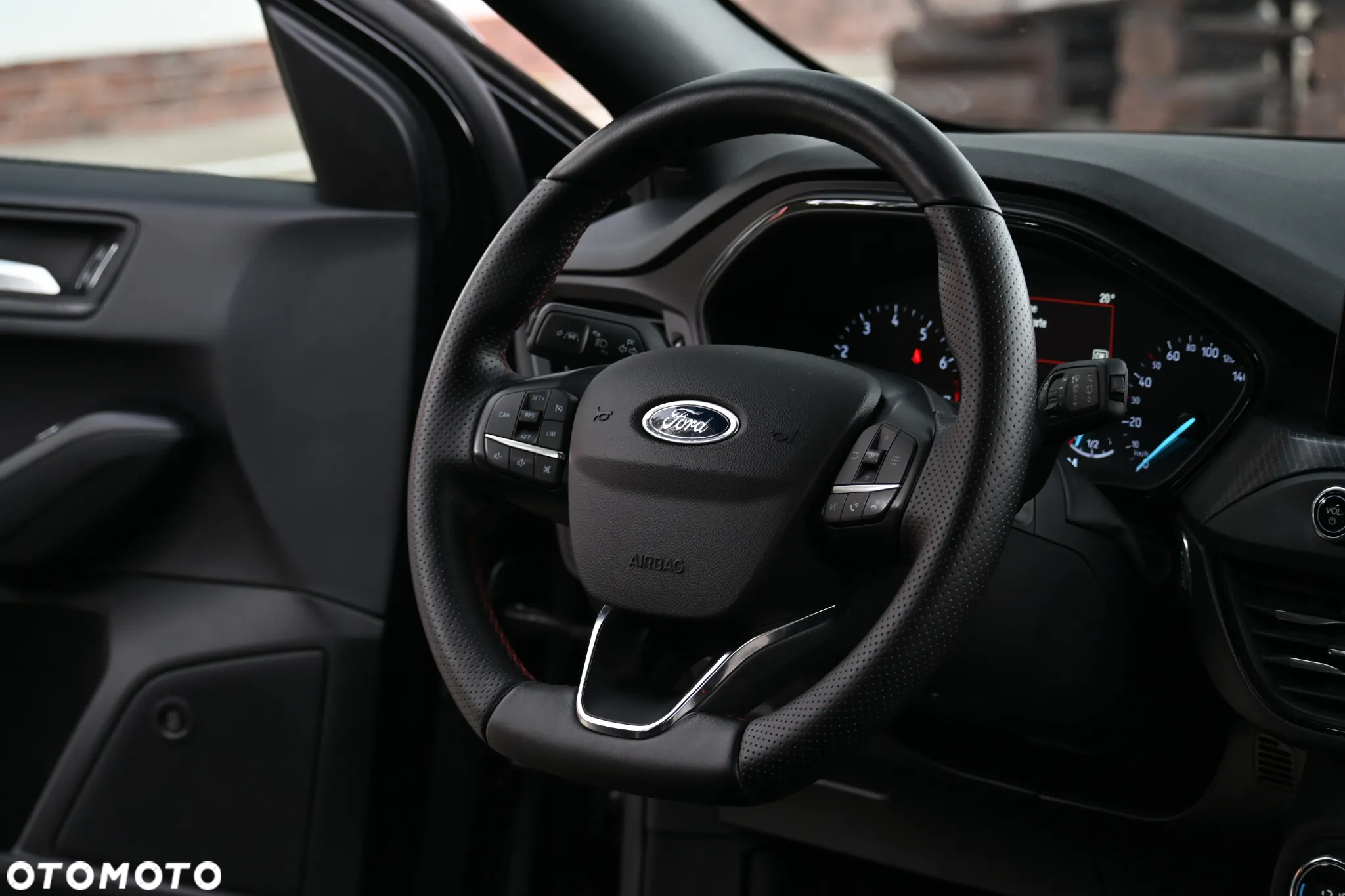 Ford Focus 1.5 EcoBoost ST-Line X - 20