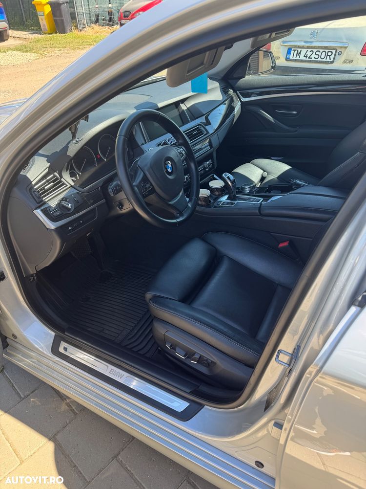 BMW Seria 5 525d Sport-Aut. Luxury Line - 6