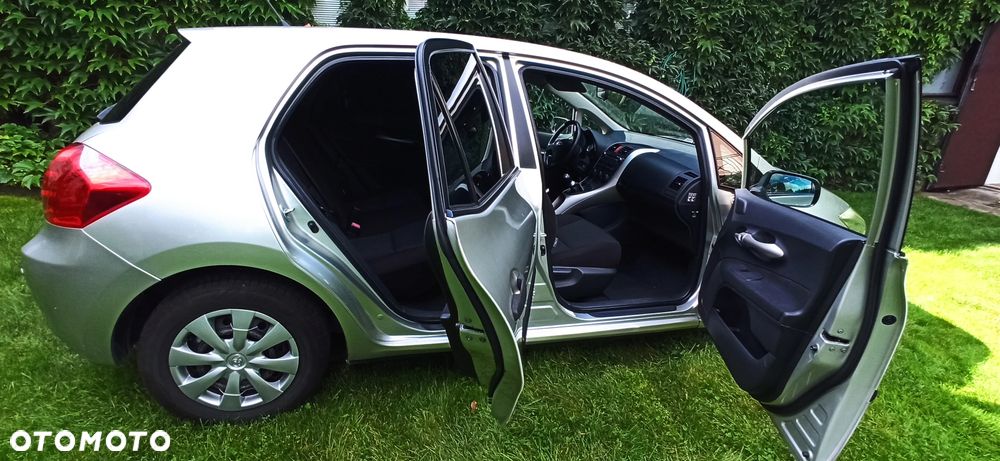 Toyota Auris - 17