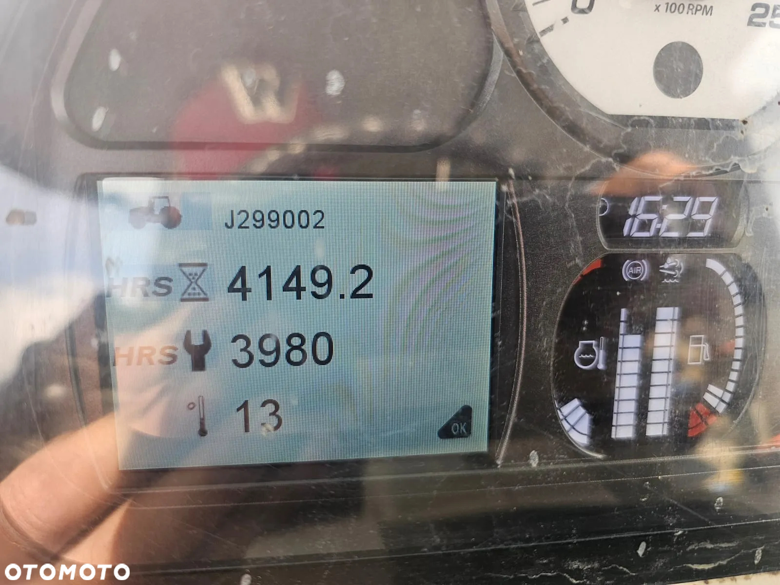 MASSEY FERGUSON 5712 S 2018r - 16