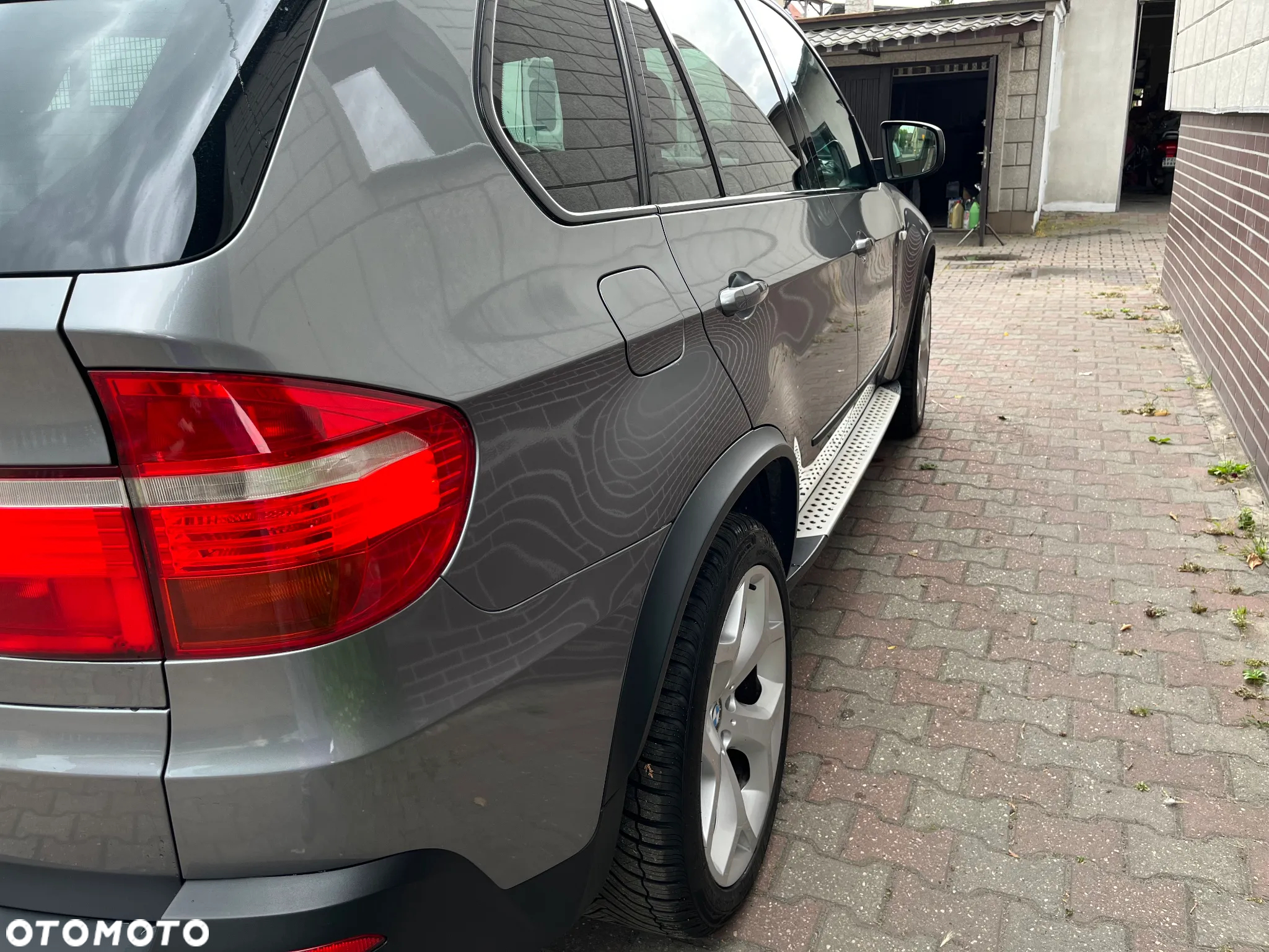 BMW X5 xDrive48i - 6
