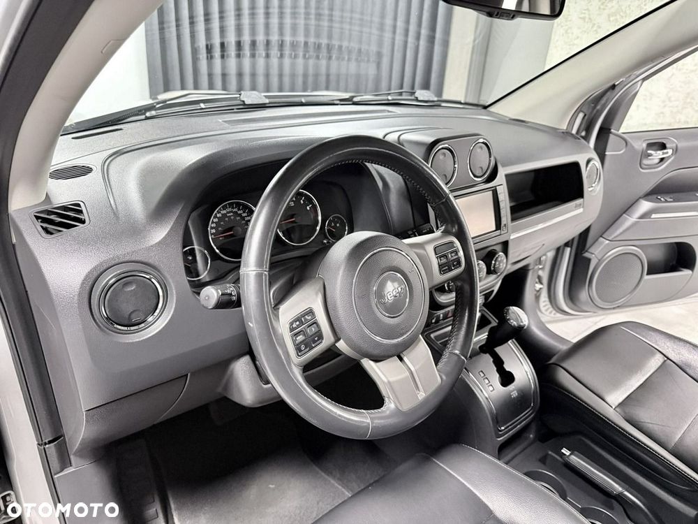 Jeep Compass 2.4I 4x4 Automatik Limited - 22