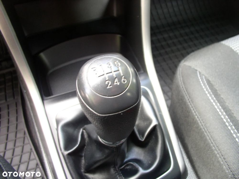 Hyundai i30 blue 1.4 Classic - 25