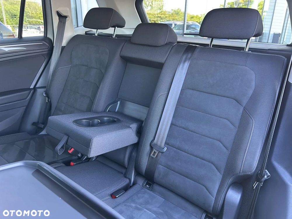 Volkswagen Tiguan Allspace 2.0 TSI 4Mot Highline DSG - 20