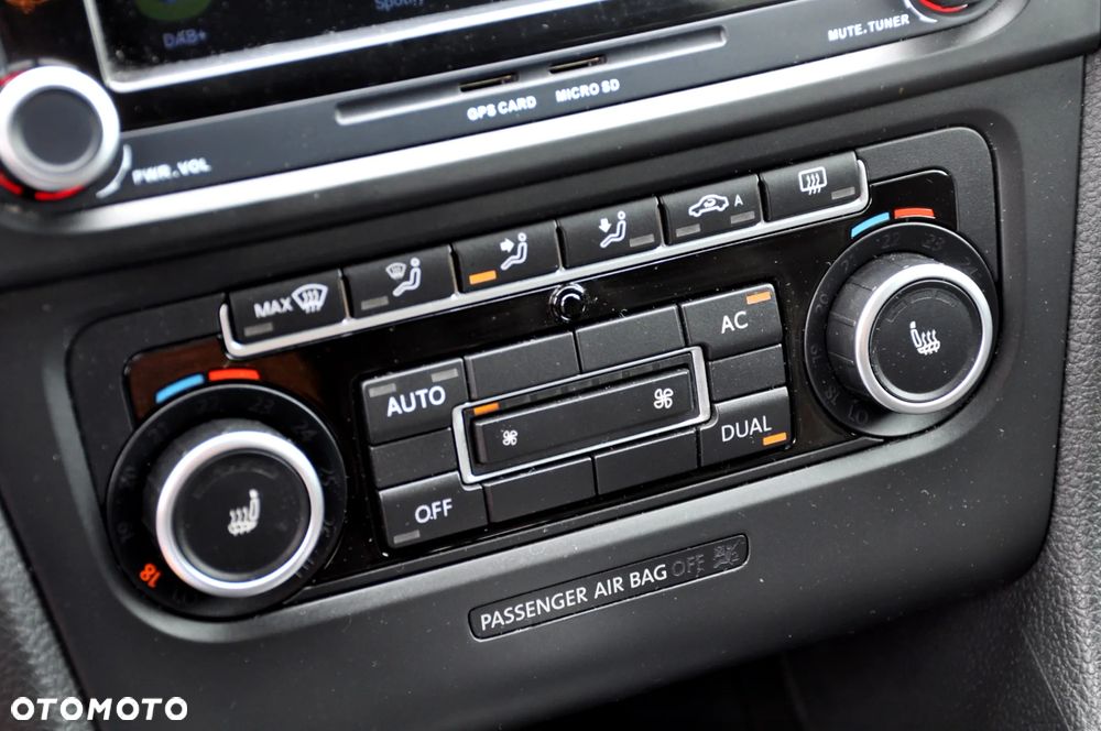 Volkswagen Golf 2.0 GTI DSG - 33
