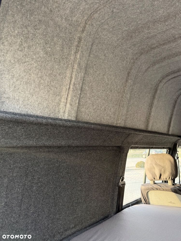 Volkswagen Transporter Standard - 13