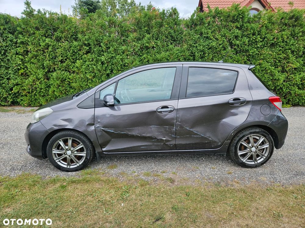 Toyota Yaris 1.33 VVT-i Executive - 2