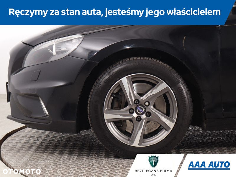 Volvo V40 - 16