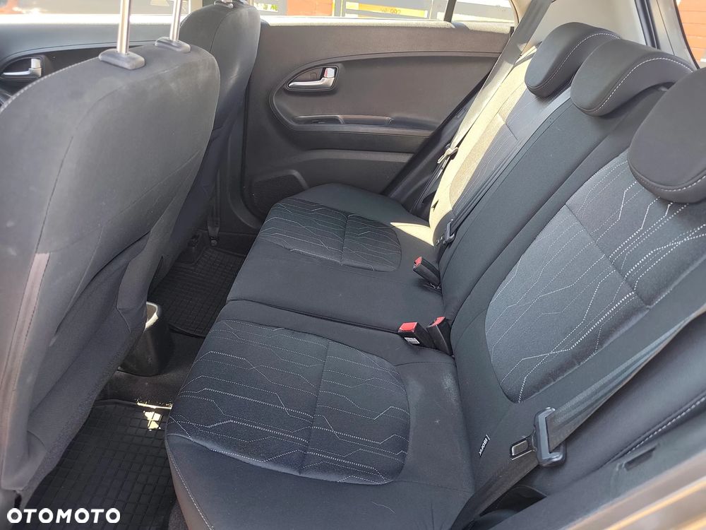 Kia Picanto 1.0 Dream Team Edition - 10