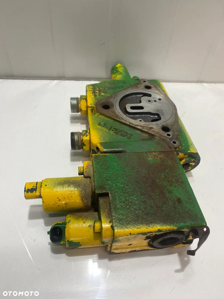 ZAWÓR/SEKCJA HYDRAULCZNA  RE216049, RE239129, RE267758 -   JOHN DEERE 7930 - 5