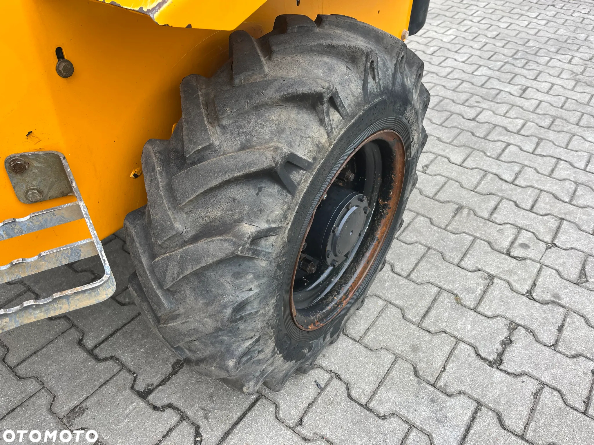 Thwaites Mach 471 2 Tonne Hydrostatic - 14
