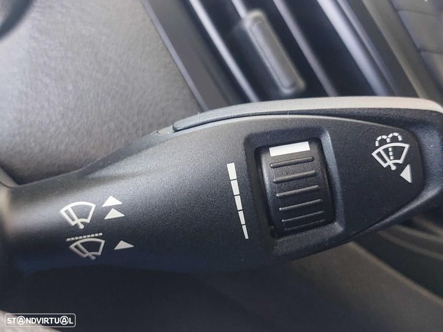 Ford Transit Courier 1.5 TDCi Trend  - Iva Dedutível - 17