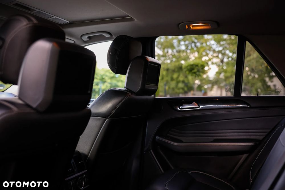 Mercedes-Benz ML 350 BlueEff 4-Matic - 19