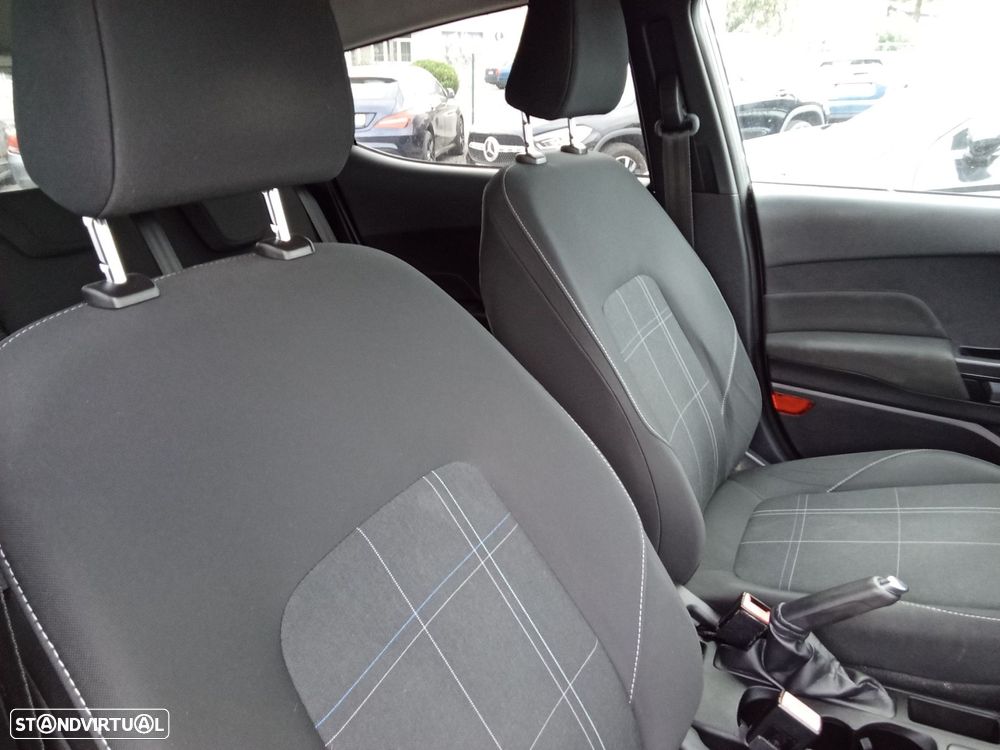 Ford Fiesta 1.1 Ti-VCT Business - 23