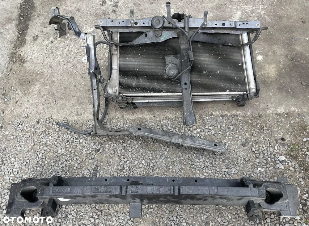 Przód kompletny Toyota RAV-4 IV 13-15 2.2 D4D - 2