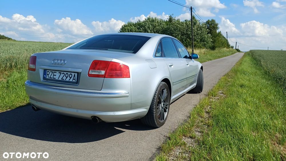 Audi A8 - 5