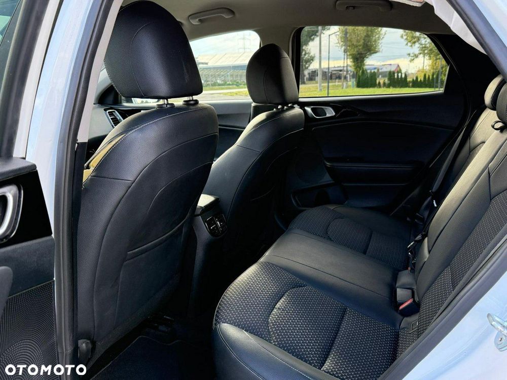 Kia XCeed 1.5 T-GDI GT-Line DCT - 13