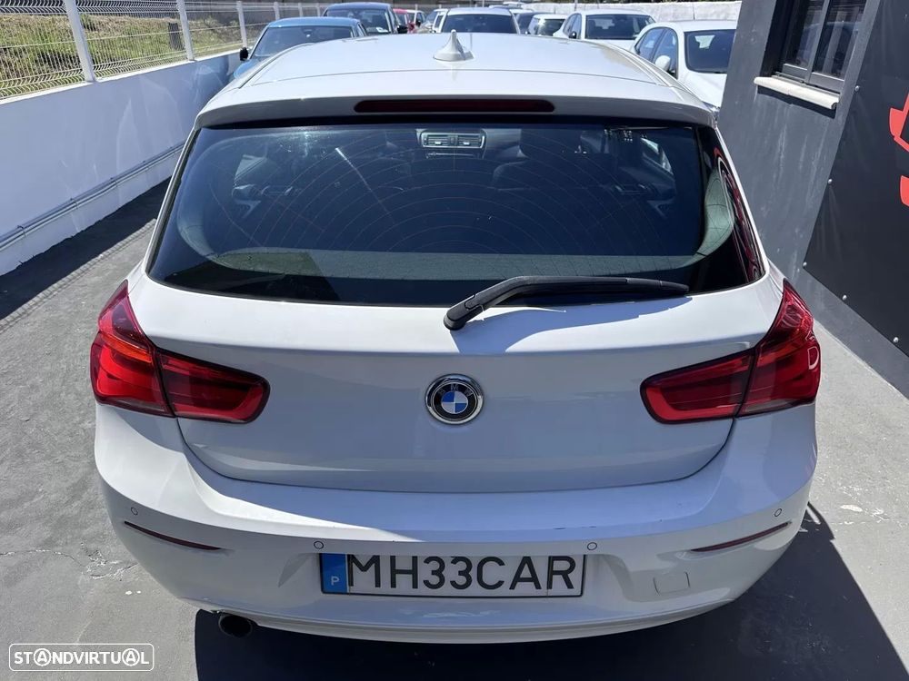 BMW 116 d Sport Line - 12