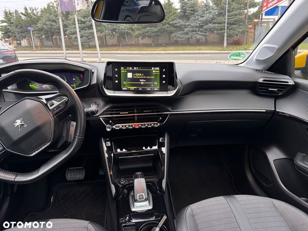 Peugeot 208 PureTech 100 EAT8 Allure - 25