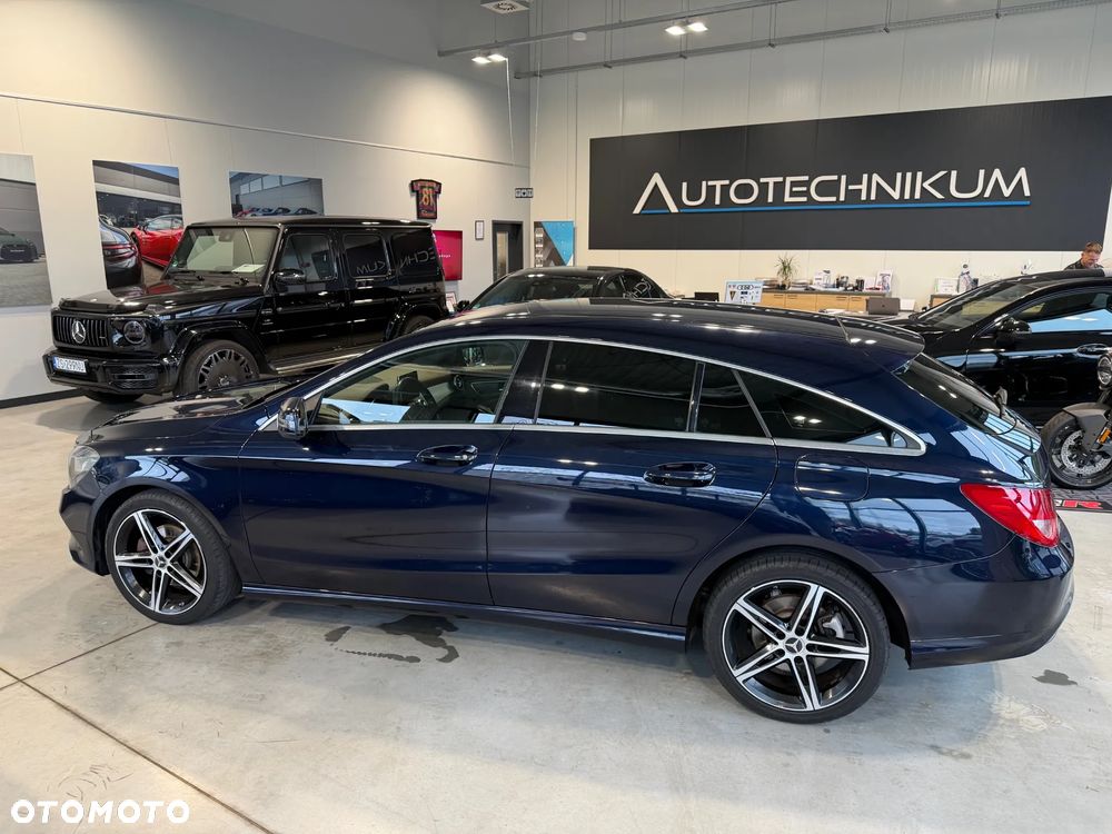 Mercedes-Benz CLA Shooting Brake 180 d 7G-DCT AMG Line - 8