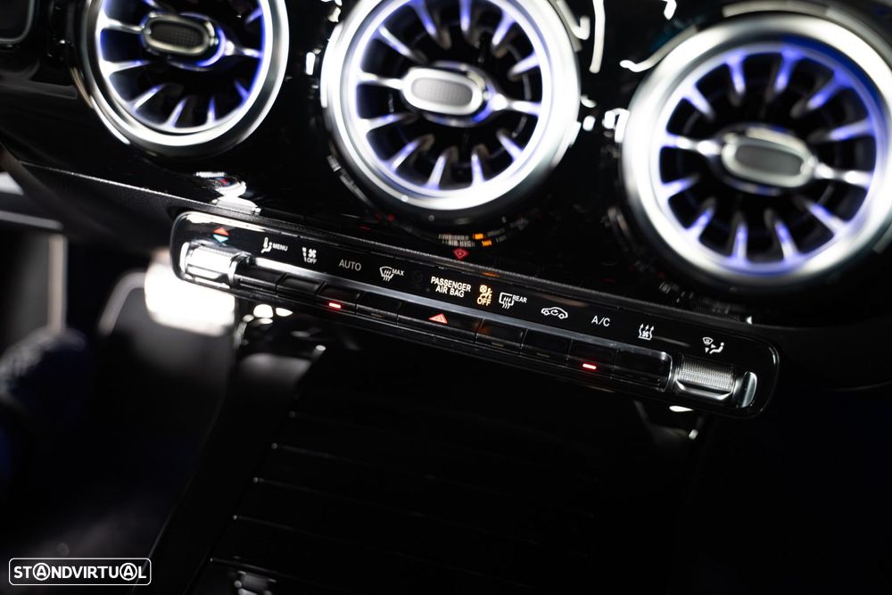 Mercedes-Benz A 250 Limousine e 8G-DCT - 33
