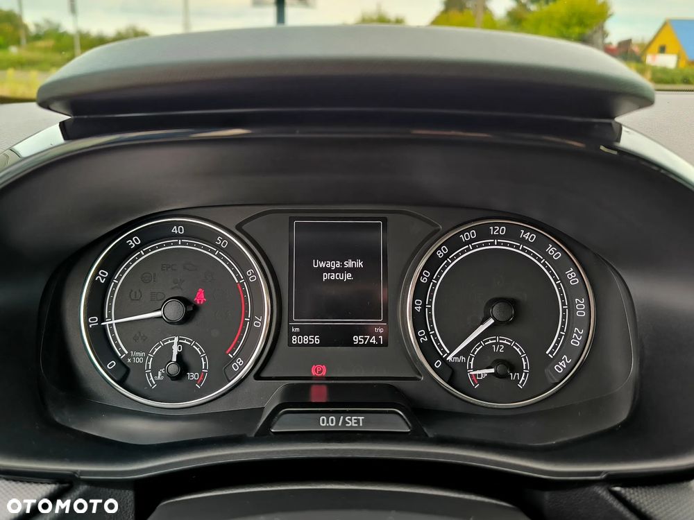 Skoda Fabia 1.0 TSI Ambition - 10