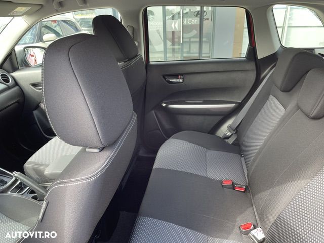Suzuki Vitara 1.4 Boosterjet 6AT MHEV Passion - 12