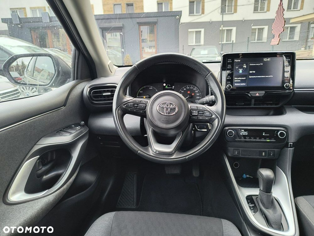 Toyota Yaris - 18