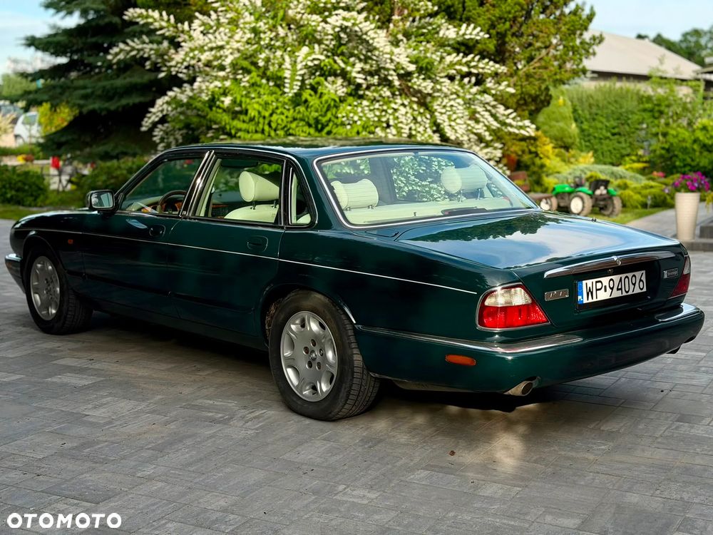 Jaguar XJ Sovereign 4.0 - 5