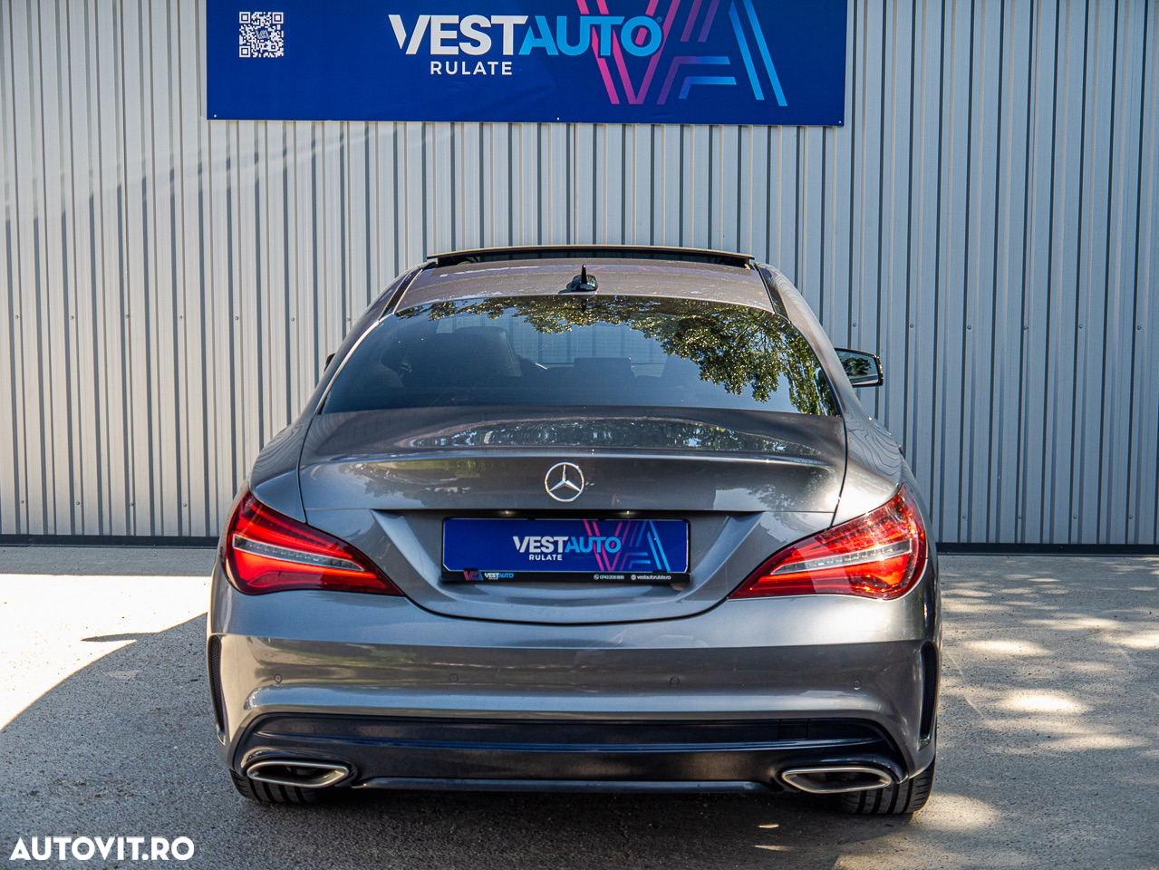 Mercedes-Benz CLA 180 7G-DCT AMG Line - 24