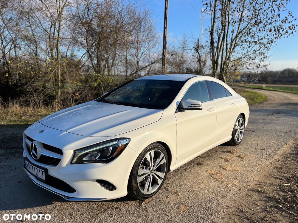 Mercedes-Benz CLA 250 7G-DCT Sport - 4
