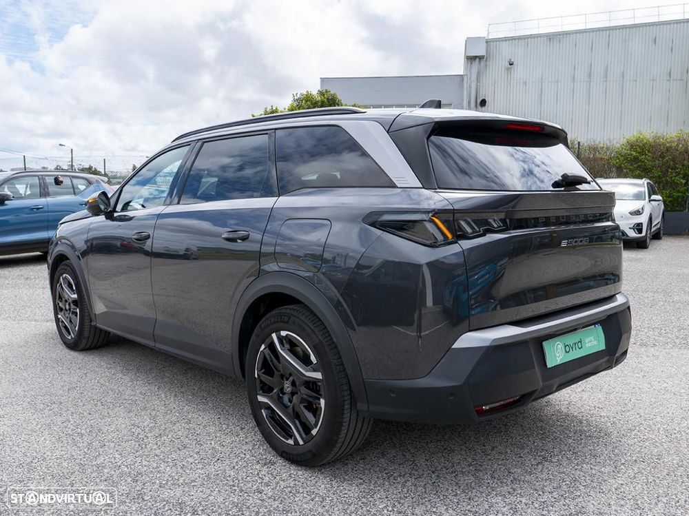 Peugeot E-5008 210 Allure Business - 11