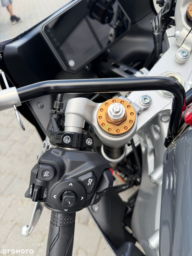 Yamaha XSR - 2