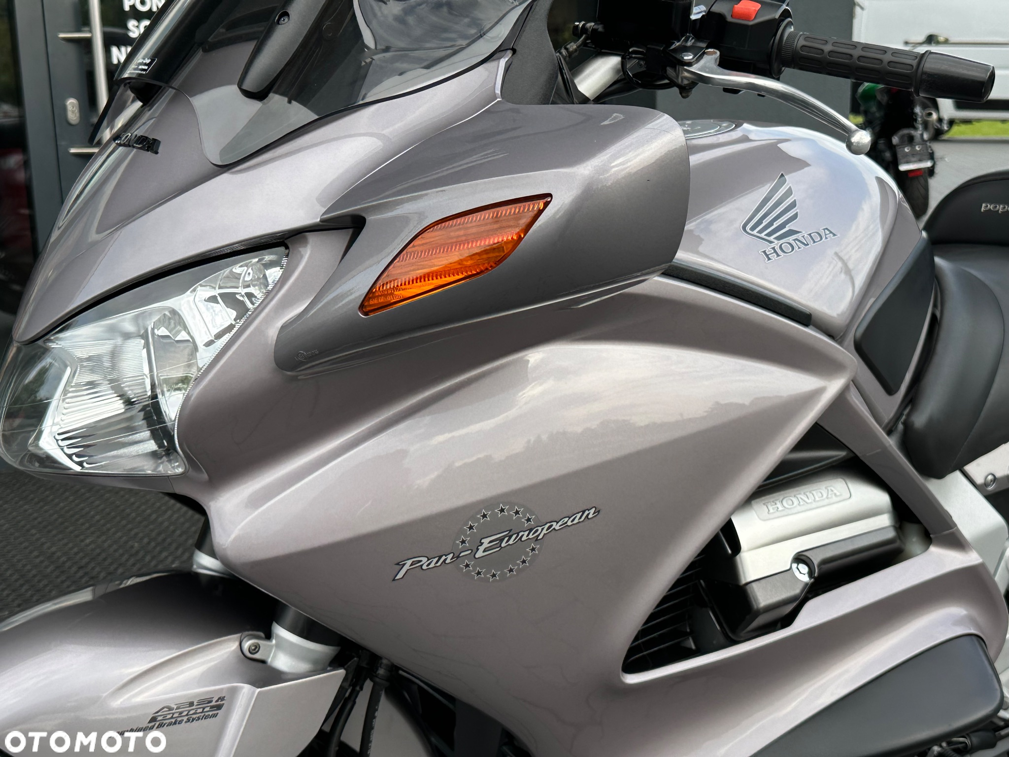 Honda ST - 38