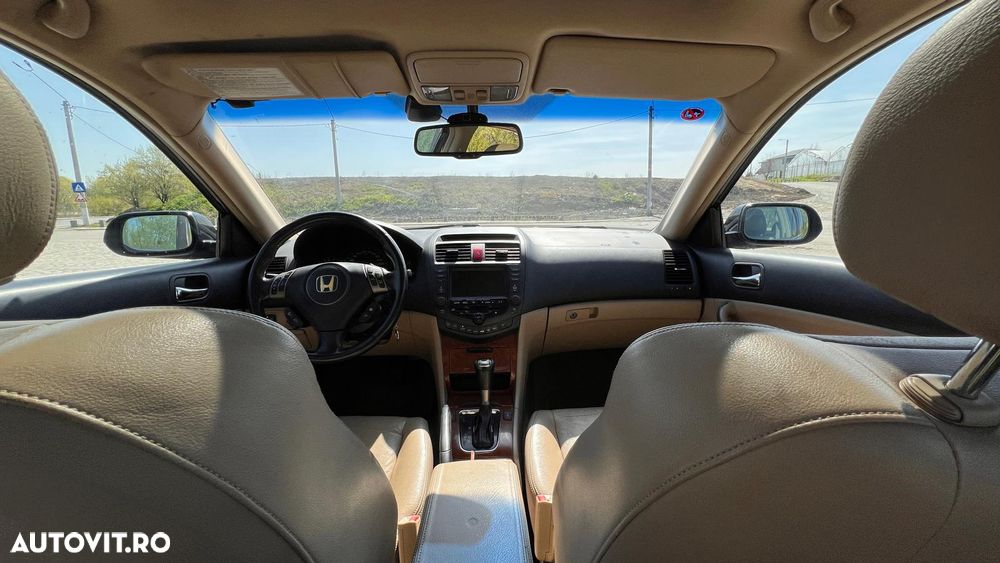 Honda Accord 2.4i Aut Exec - 3