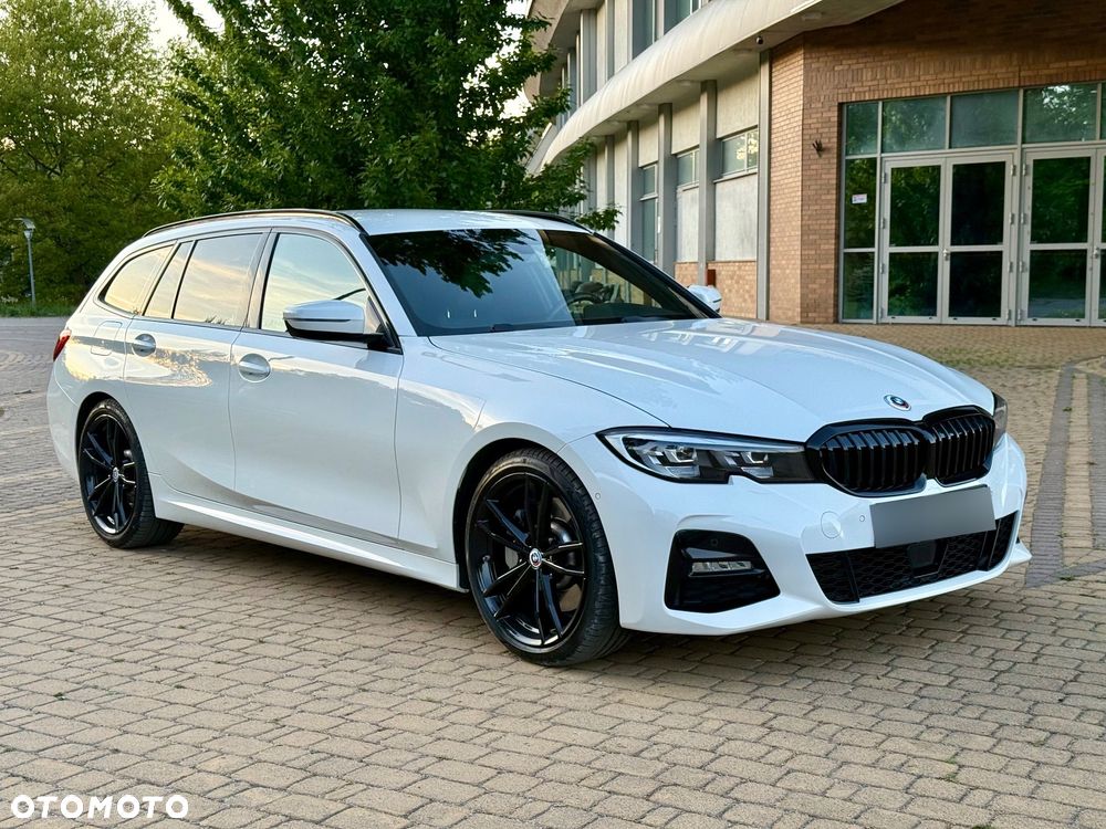 BMW Seria 3 330i M Sport sport - 3