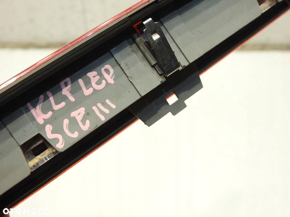 ŚWIATŁO STOP STOPU RENAULT SCENIC III 265900024R - 2