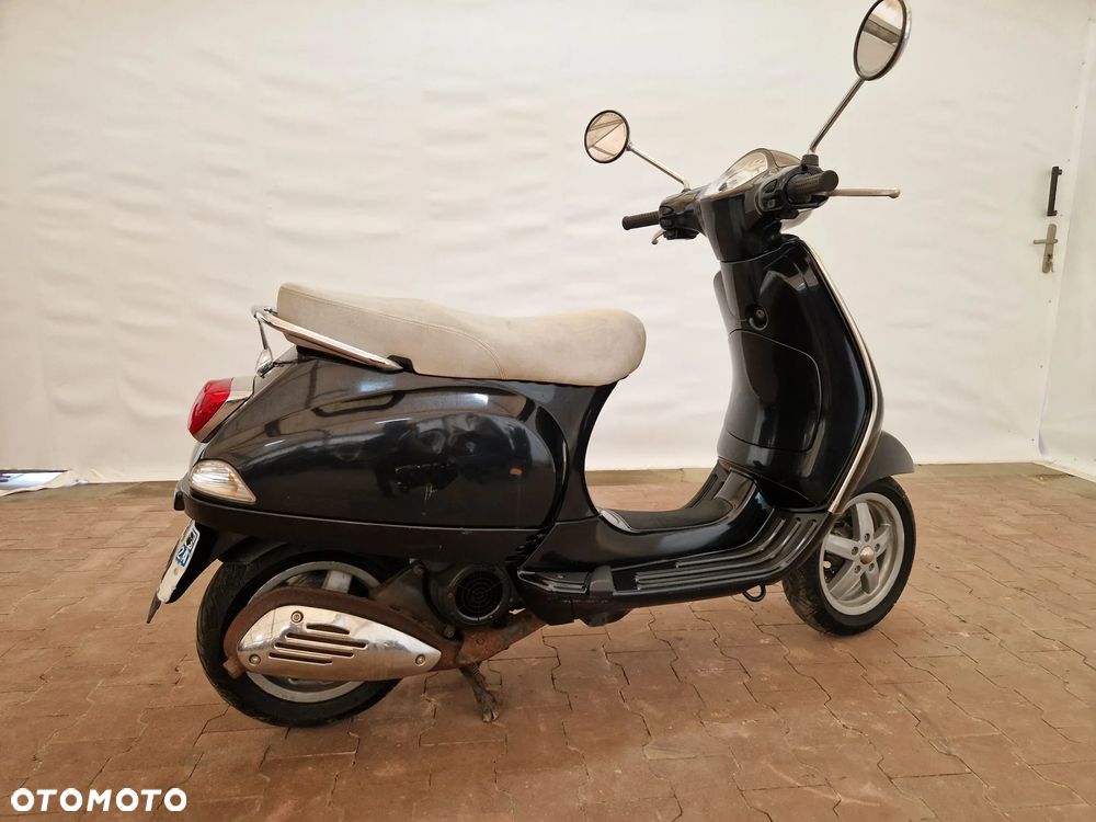 Piaggio Vespa - 12