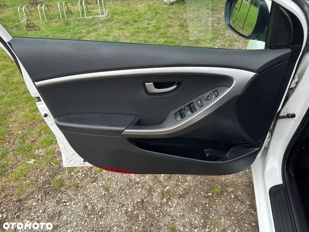 Hyundai i30 - 14