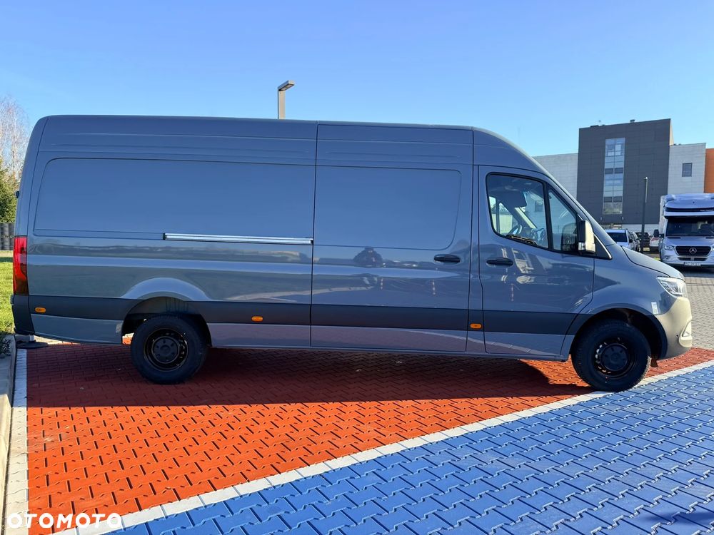 Mercedes-Benz Sprinter - 29