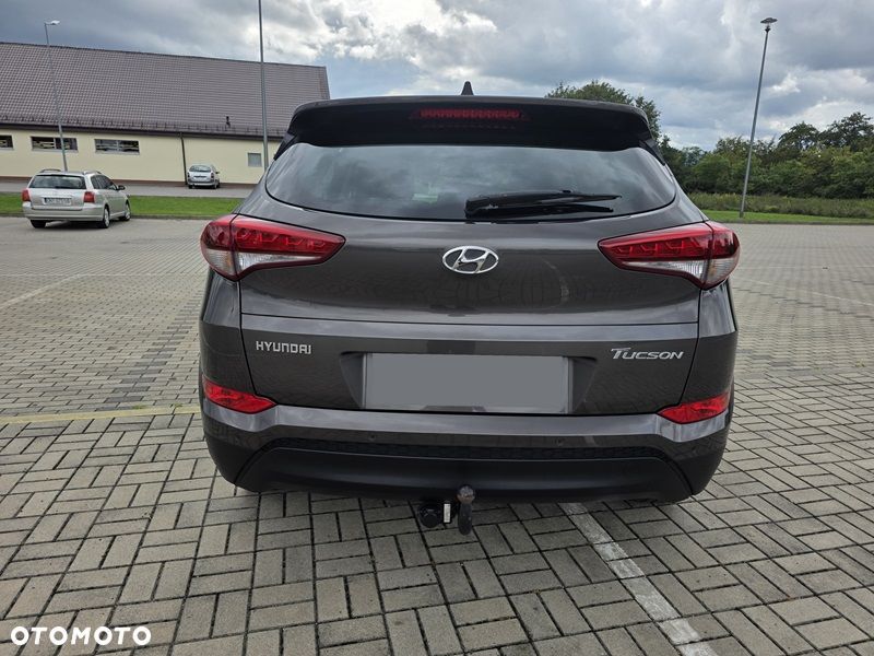 Hyundai Tucson 1.7 CRDI BlueDrive Comfort 2WD - 2