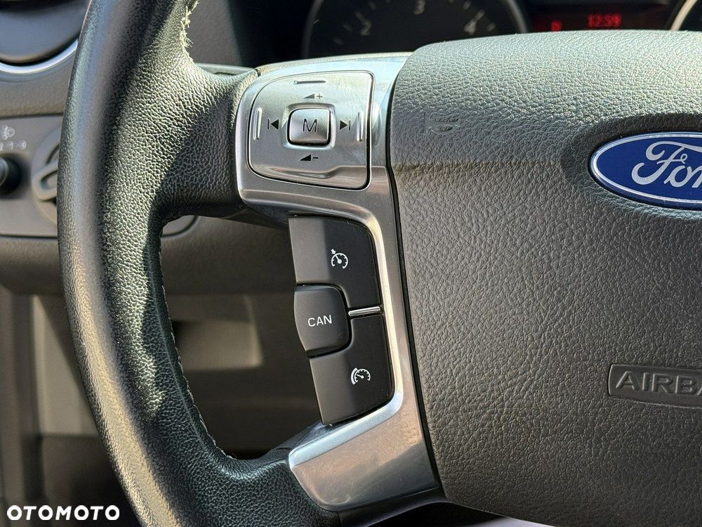 Ford Mondeo 2.0 TDCi Titanium - 18