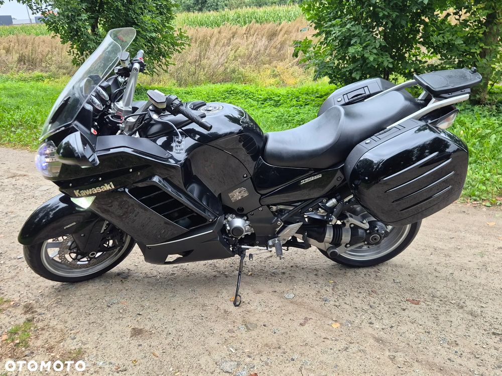 Kawasaki GTR - 1