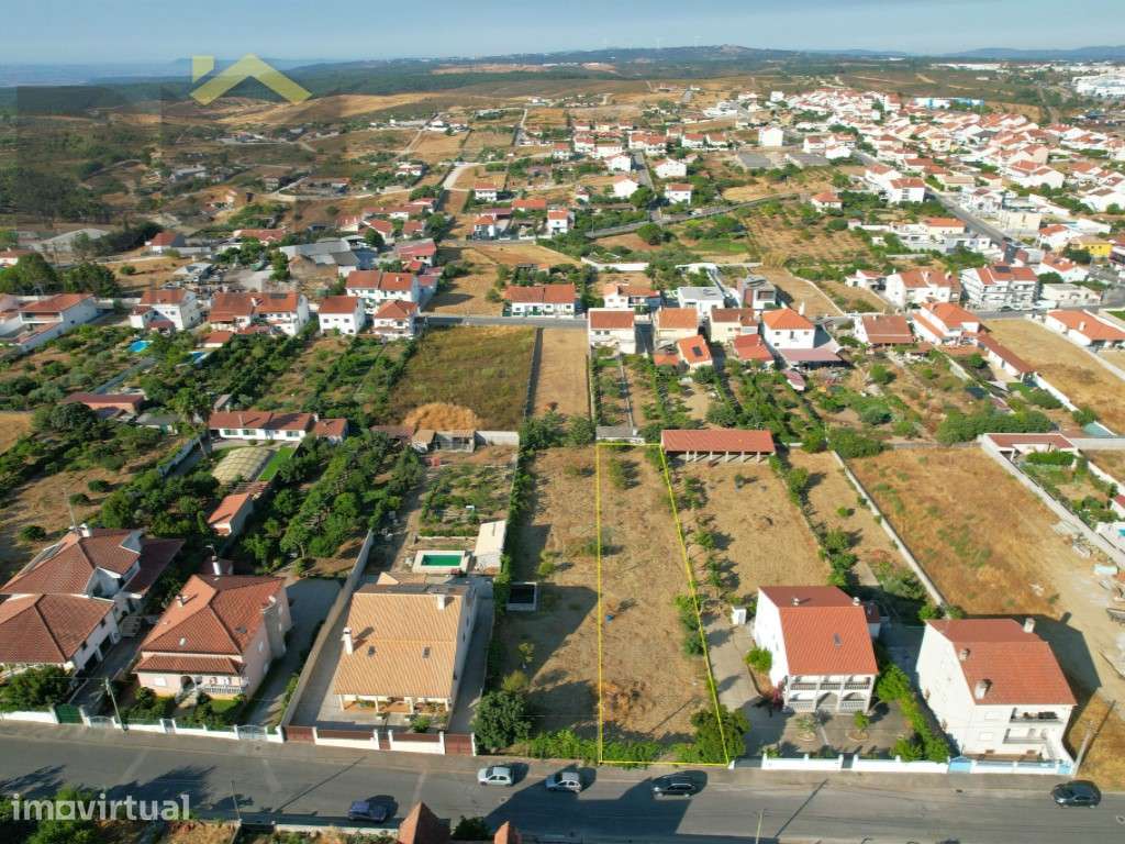 Terreno Urbano para construção em Castelo Branco - 1.157 m² e com E... - Grande imagem: 5/5