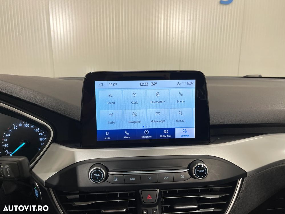 Ford Focus 1.0 EcoBoost Trend Edition - 16
